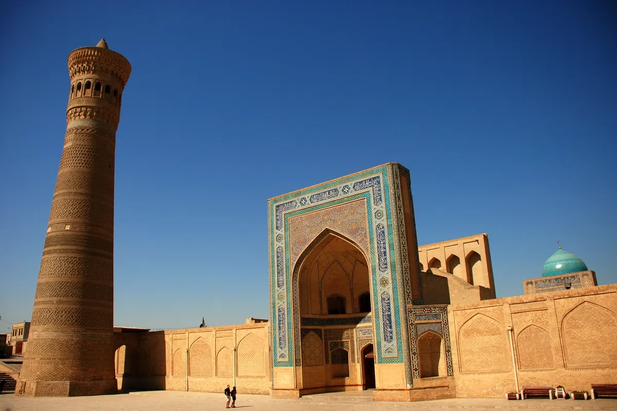Buchara, Usbekistan – Schwertransporte nach Zentralasien